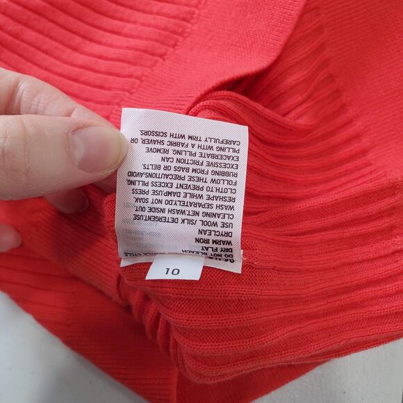 Uniqlo Sweater Womens Small Red 100% Wool Ribbed Mock Neck Half Sleeve Top - Picture 7 of 8